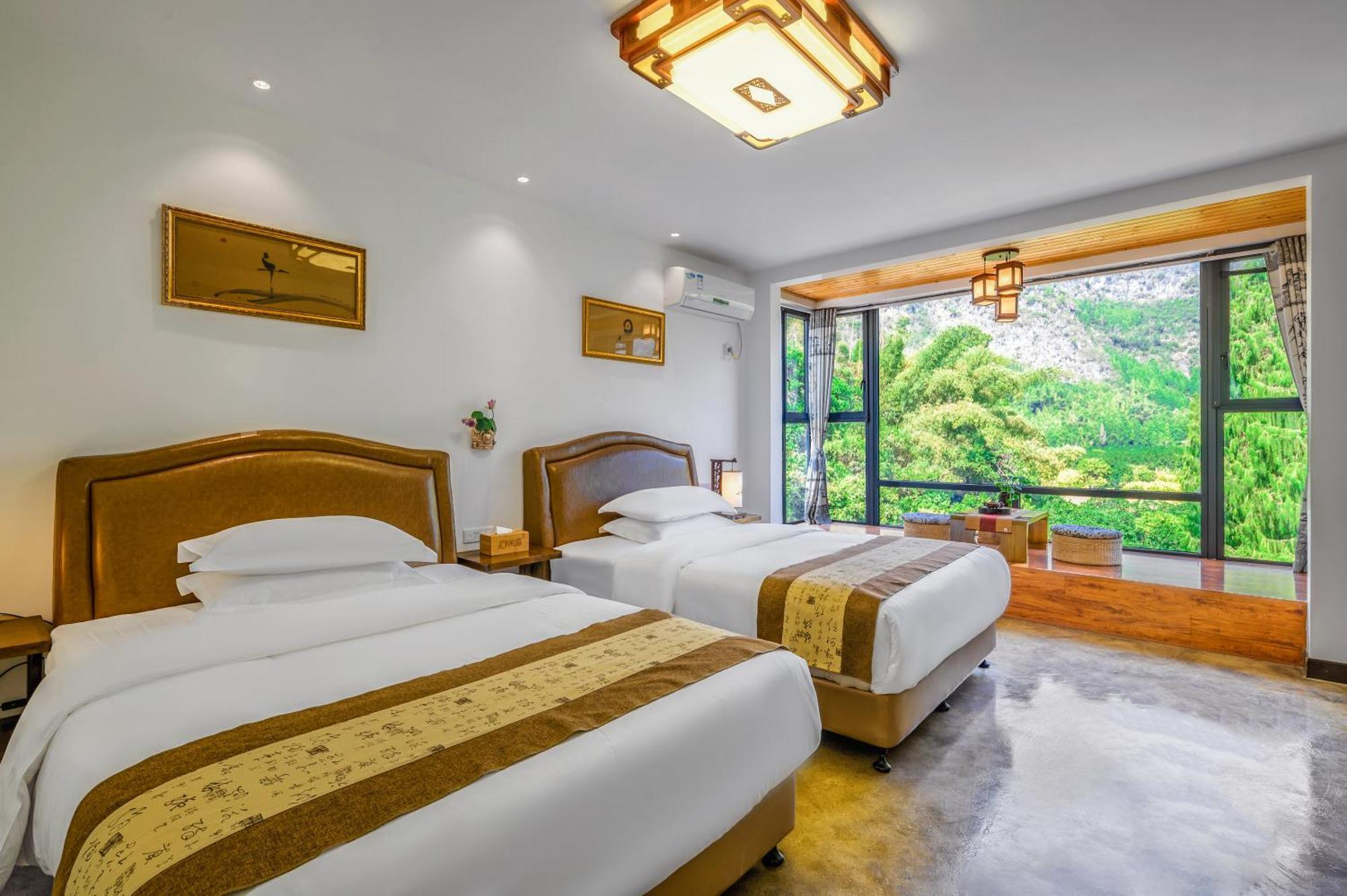Leisure Courtyard Hotel Yangshuo-Free Shuttle Bus To Yangshuo Station Stay 2 Nights One Way ภายนอก รูปภาพ