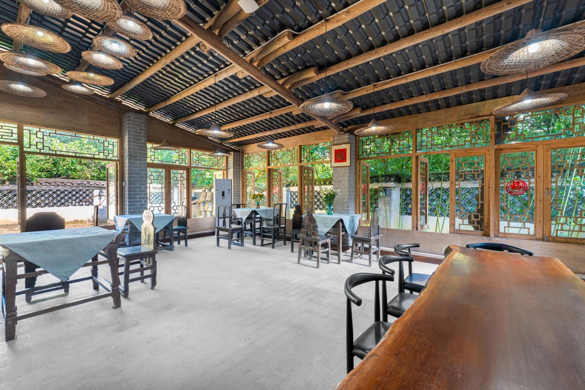 Leisure Courtyard Hotel Yangshuo-Free Shuttle Bus To Yangshuo Station Stay 2 Nights One Way ภายนอก รูปภาพ