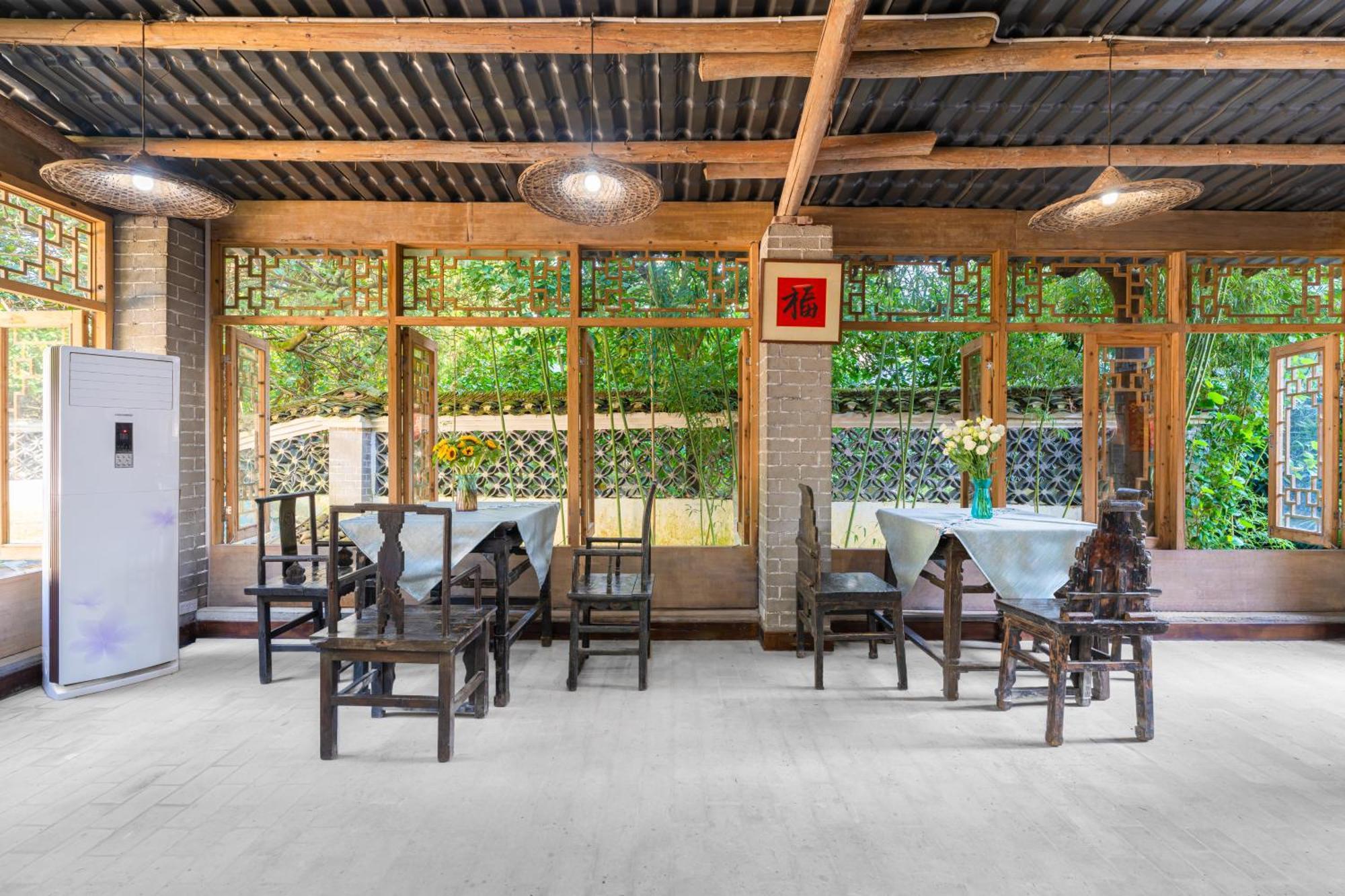 Leisure Courtyard Hotel Yangshuo-Free Shuttle Bus To Yangshuo Station Stay 2 Nights One Way ภายนอก รูปภาพ